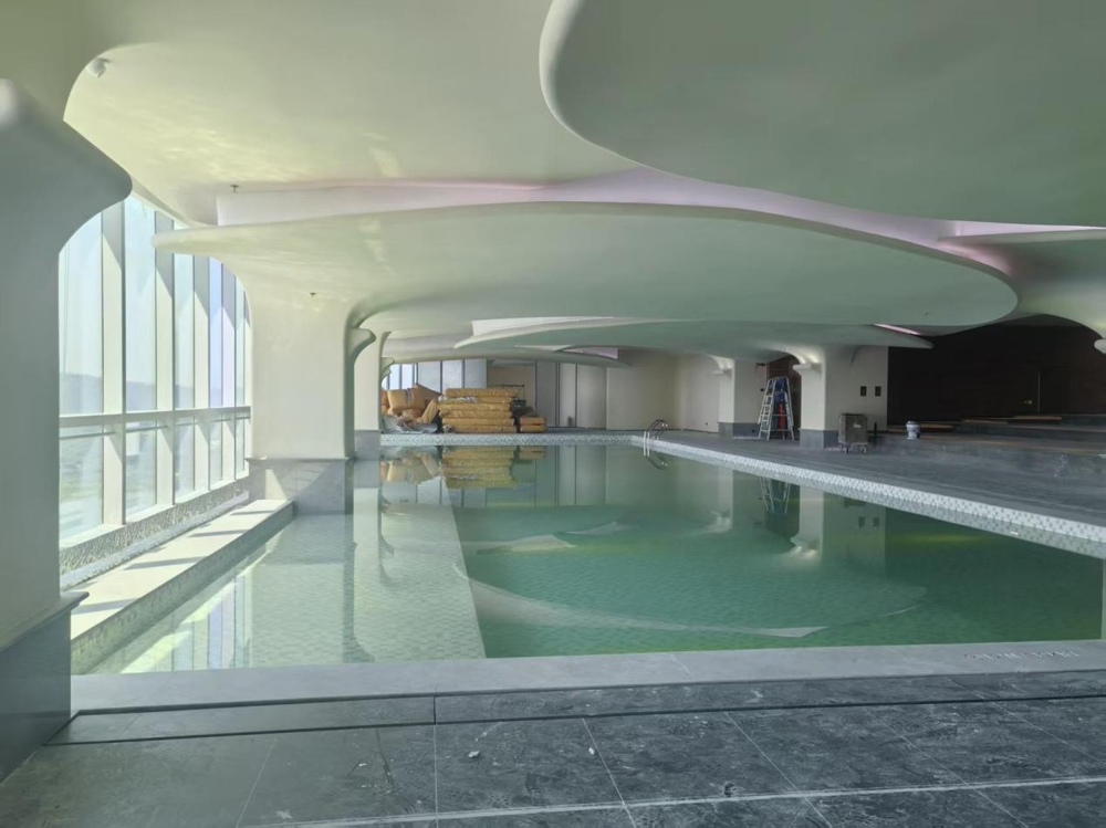 Quais são os destaques do ORYARD, o primeiro hotel resort urbano de luxo da Buleway Business Travel em Changsha?